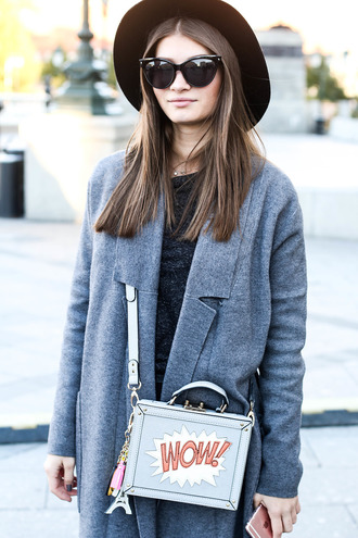 look_streetstyle_mbfwrussia_hipster-mode_oversize-mantel_accessoires-essentials_fashionscout365
