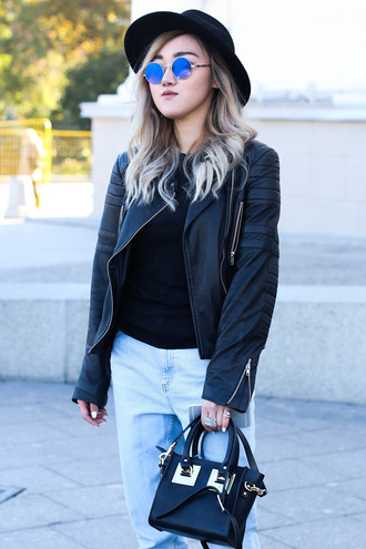 look_streestyle_mbfwrussia_mode-trends_accessoires_basics_casual-chic